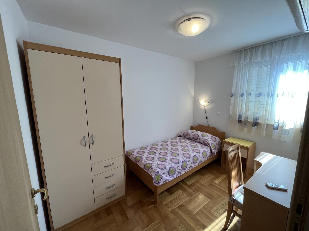 Apartments Diana Makarska Bagian luar foto