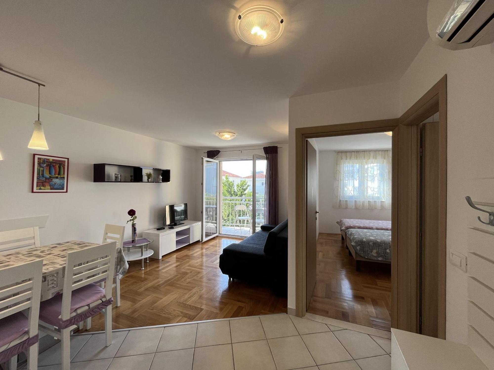 Apartments Diana Makarska Bagian luar foto