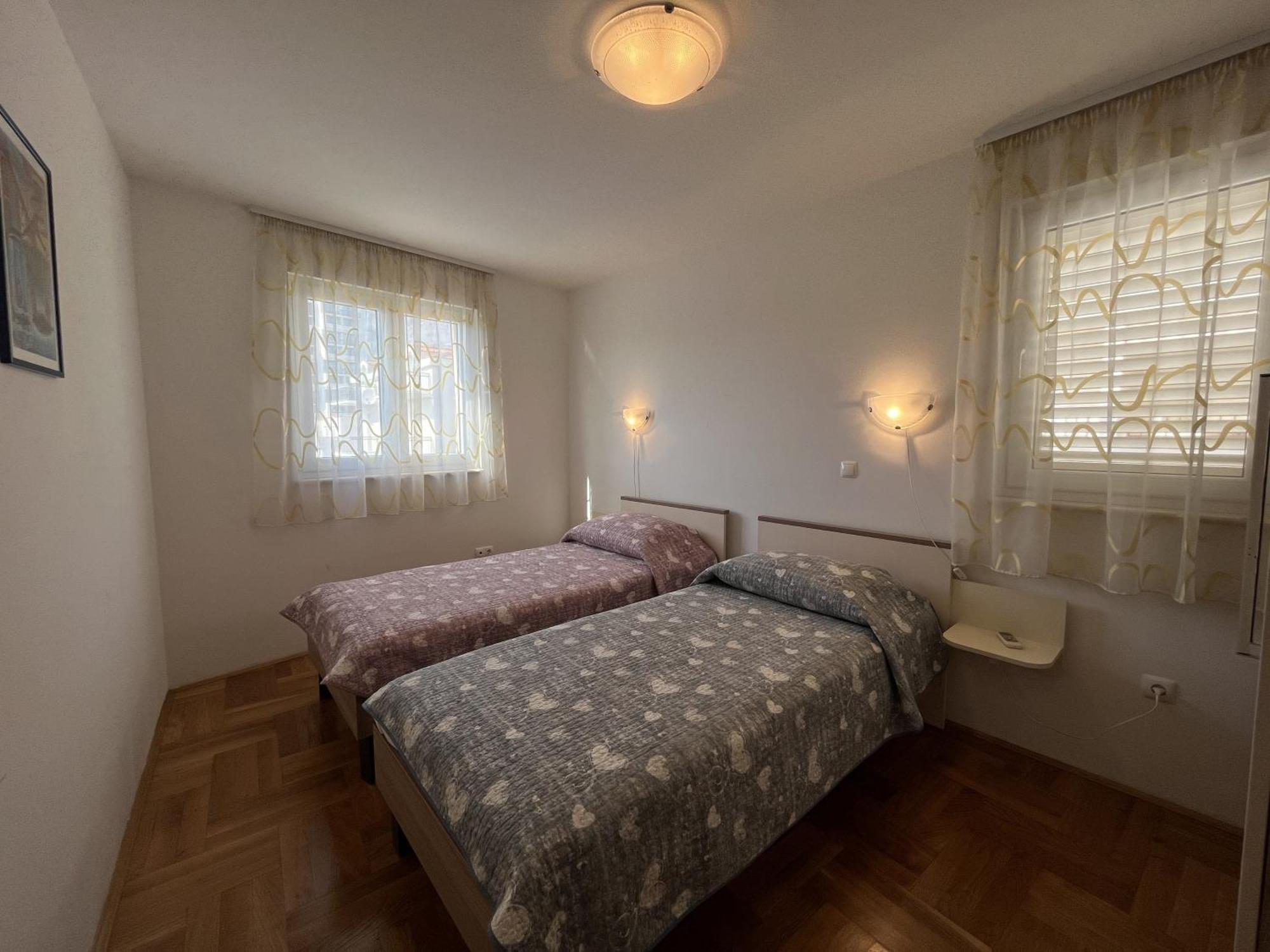 Apartments Diana Makarska Bagian luar foto