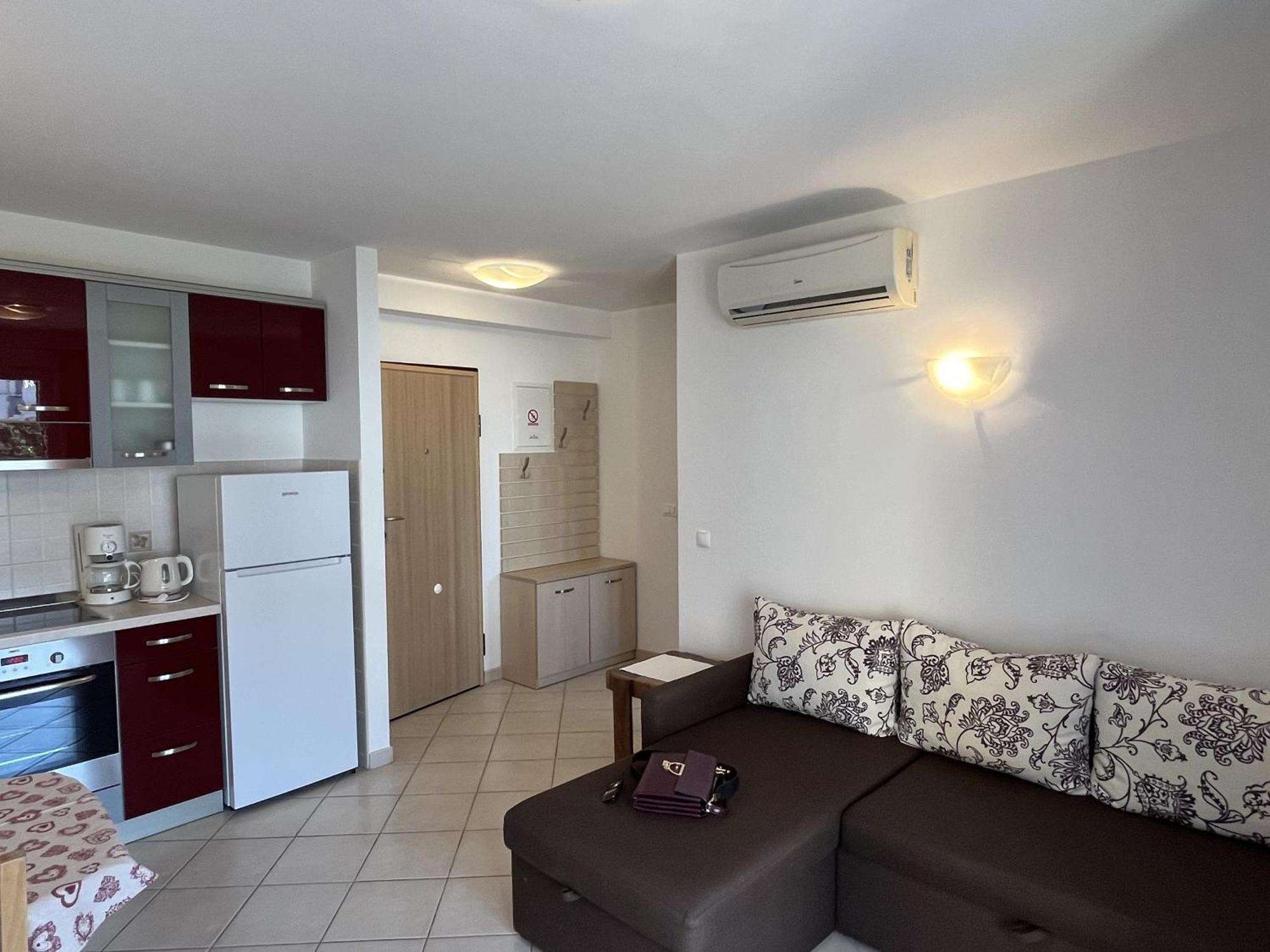Apartments Diana Makarska Bagian luar foto