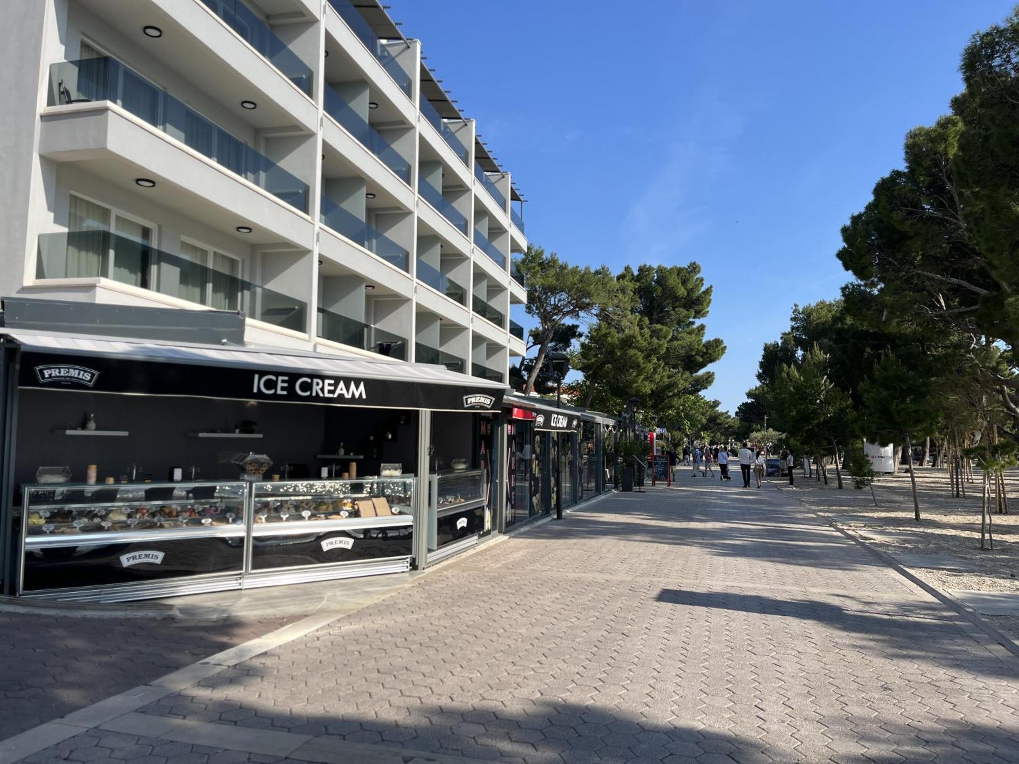 Apartments Diana Makarska Bagian luar foto
