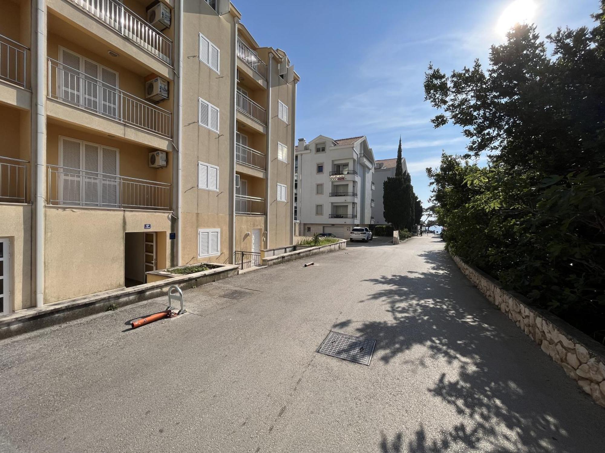 Apartments Diana Makarska Bagian luar foto